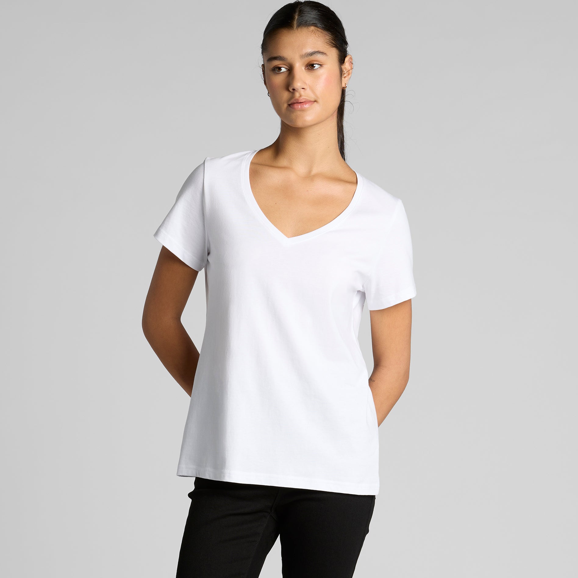 Yoke V model loose