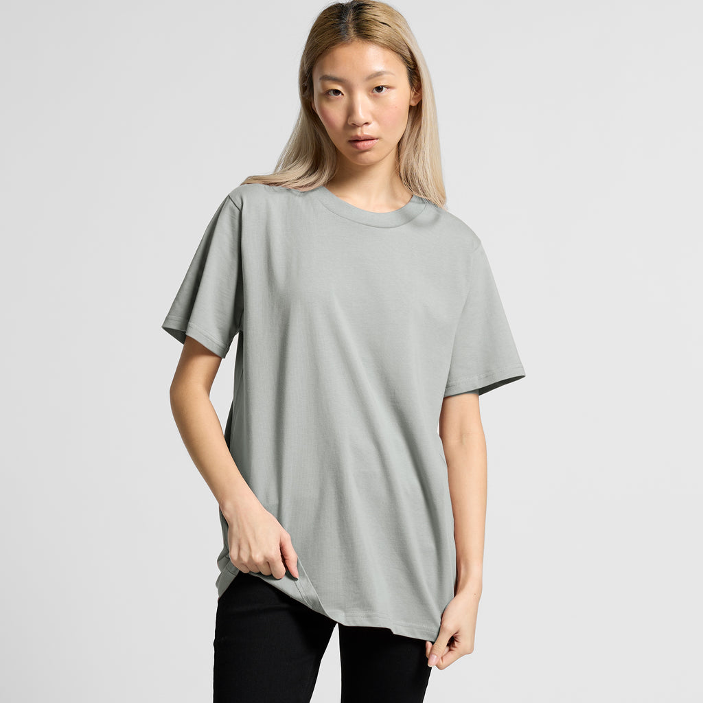 Stamp Tee model loose