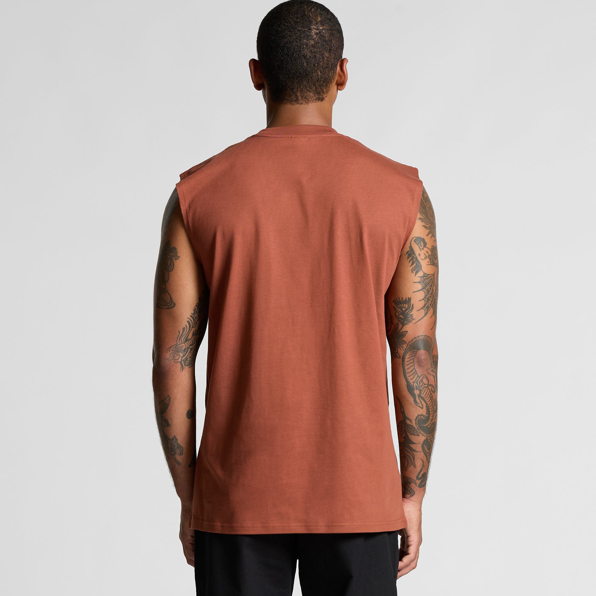 Crest Vest model back
