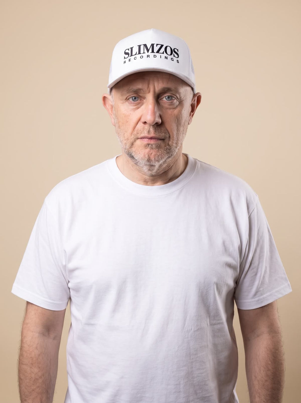 slimzos-cap-white-black