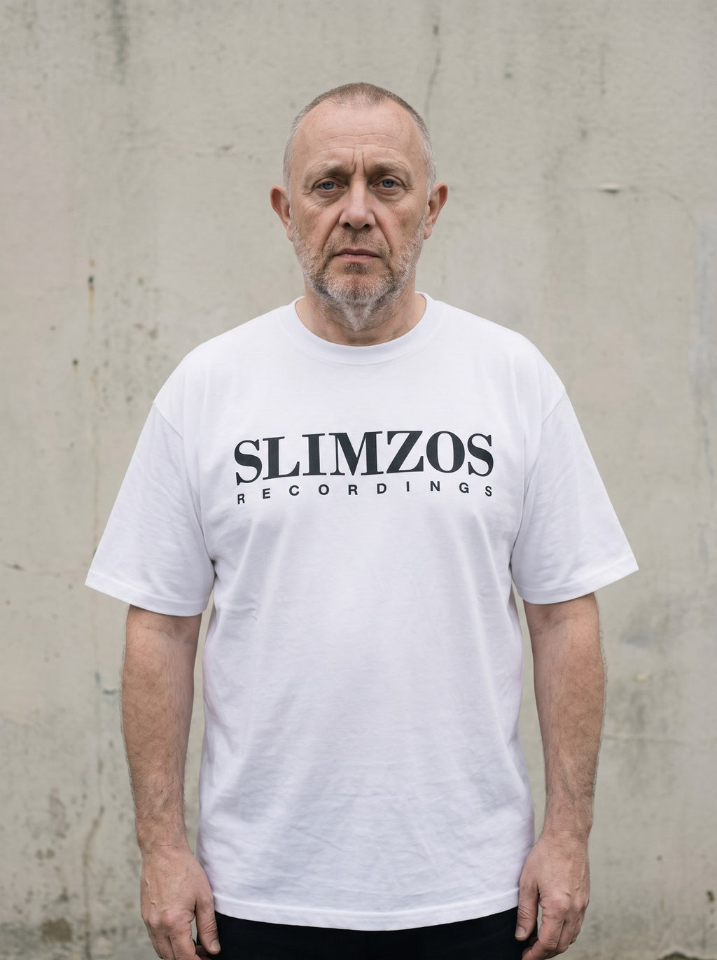 slimzos-tee-white-black street