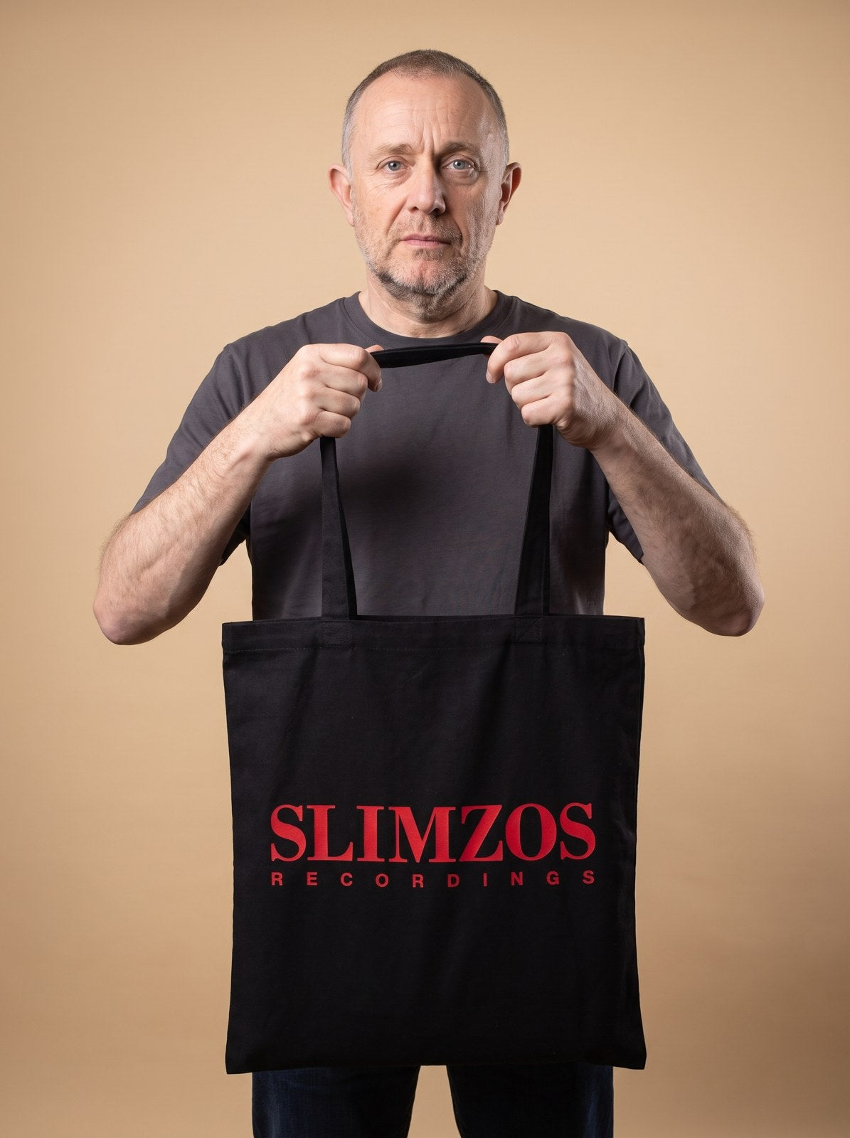 slimzos-tote-black-red studio